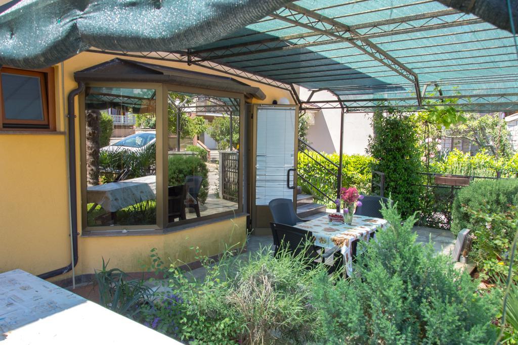 Apartments Masek Пореч Екстер'єр фото