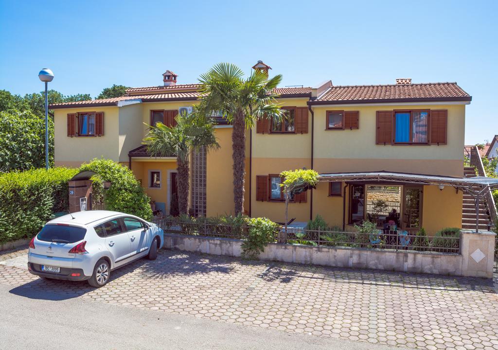 Apartments Masek Пореч Екстер'єр фото